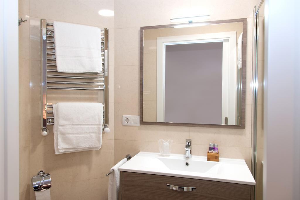 Linares Rooms Сантьяго-де-Компостела Экстерьер фото