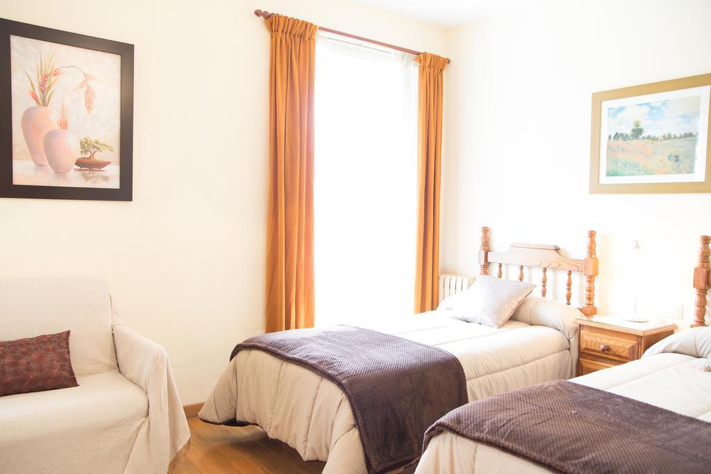 Linares Rooms Сантьяго-де-Компостела Экстерьер фото